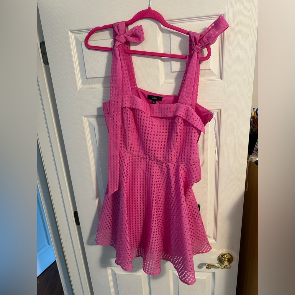 Lulu’s NWT Pink Bow Tie Shoulders dress size medium never worn tags attached - Picture 5 of 5